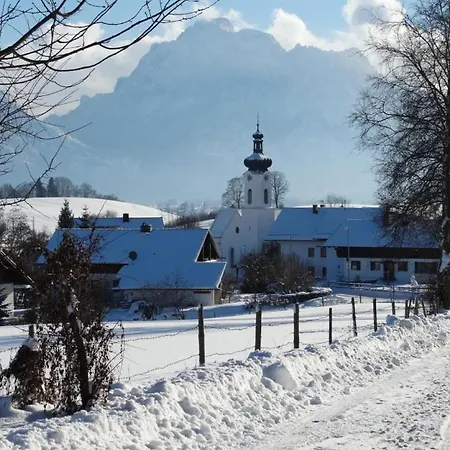 Alpen Auszeit Apartment *